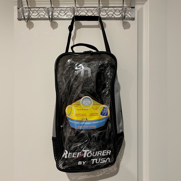 Reef Tourer by Tusa Snorkeling Set - Picture 3 of 5